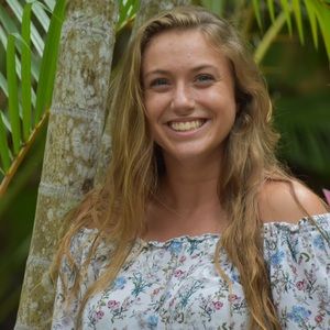 Meet your Posher, Alexandra